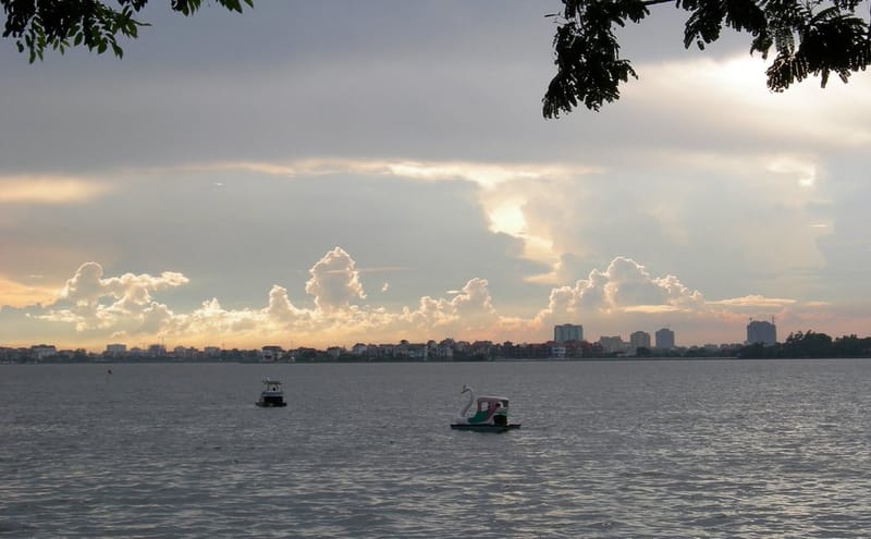 West Lake (Ho Tay), Hanoi, Vietnam